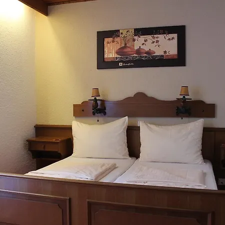 施瓦茨餐厅酒店