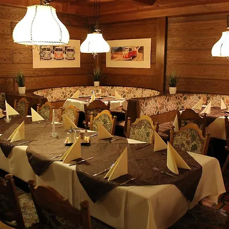 酒店 施瓦茨餐厅酒店 3*