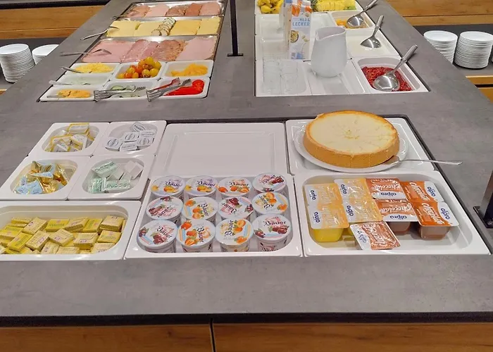 Hotel Restaurant Schwartz Neusiedl am Steinfelde